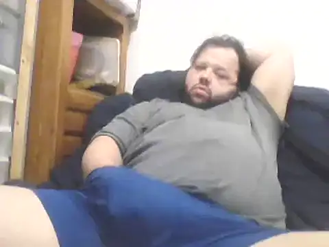 Snapshot of Strongbutgentle36 chatting on 01-18-25, 10:17 Strongbutgentle36 online show from 01-18-25, 10:17