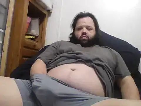 Snapshot of Strongbutgentle36 chatting on 02-21-25, 10:28 Strongbutgentle36 online show from 02-21-25, 10:28