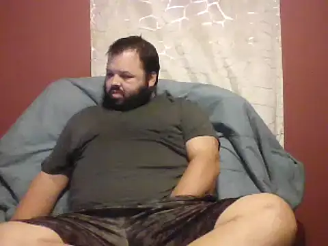 Snapshot of Strongbutgentle36 chatting on 10-13-25, 08:58 Strongbutgentle36 online show from 10-13-25, 08:58