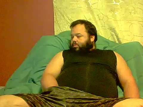 Snapshot of Strongbutgentle36 chatting on 10-19-25, 09:10 Strongbutgentle36 online show from 10-19-25, 09:10