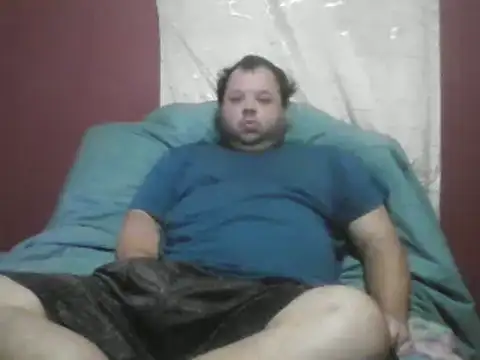 Snapshot of Strongbutgentle36 chatting on 10-25-25, 09:06 Strongbutgentle36 online show from 10-25-25, 09:06