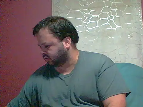 Snapshot of Strongbutgentle36 chatting on 11-06-25, 06:58 Strongbutgentle36 online show from 11-06-25, 06:58