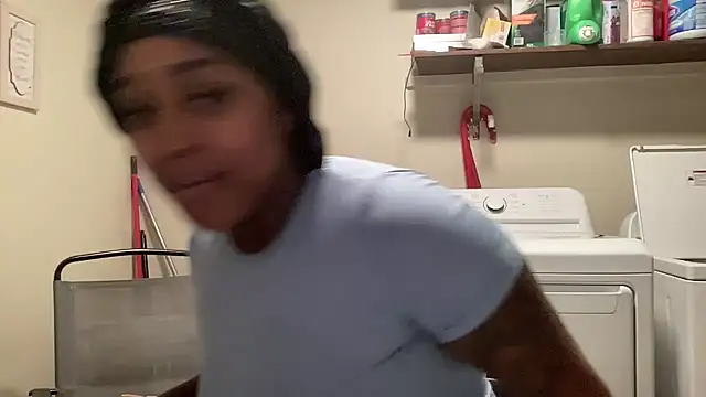 Creamesensation online show from 10-25-25, 08:36