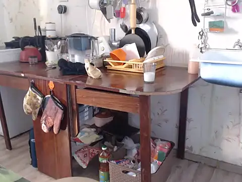 mimimi28 online show from 12-30-24, 07:48