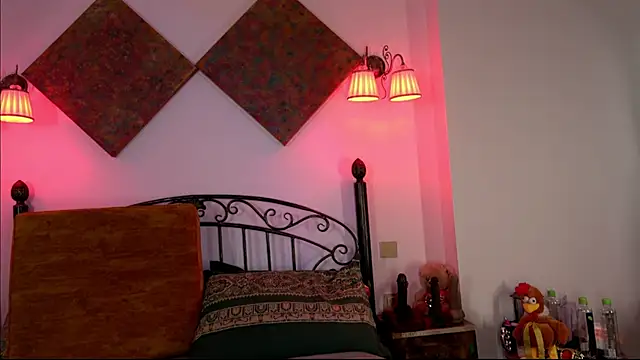 Snapshot of einneuesleben chatting on 02-11-25, 12:37 einneuesleben online show from 02-11-25, 12:37