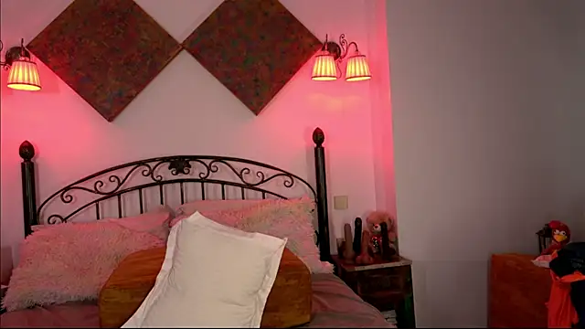 Snapshot of einneuesleben chatting on 02-17-25, 12:16 einneuesleben online show from 02-17-25, 12:16