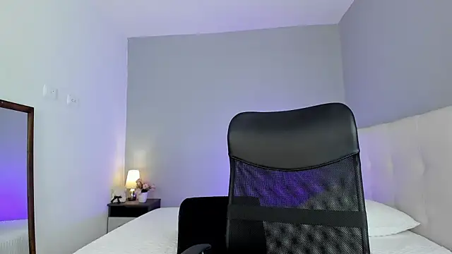 NataliaBuiles online show from 03-10-25, 08:45