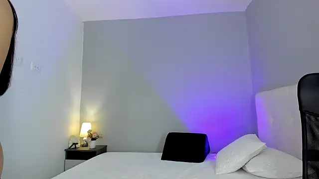 NataliaBuiles online show from 03-13-25, 08:32