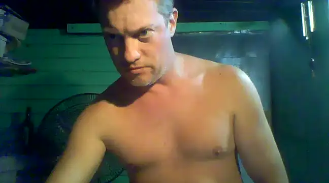 Snapshot of Alvaro2017 chatting on 01-15-25, 05:29 Alvaro2017 online show from 01-15-25, 05:29