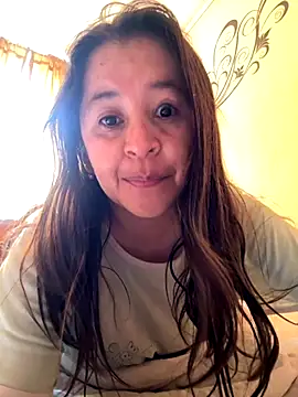 latinfemale online show from 09-30-25, 03:06