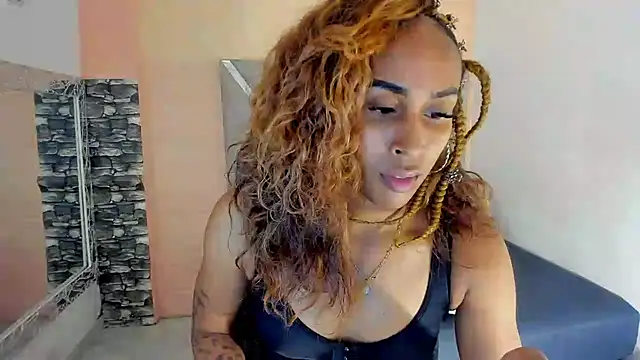 Snapshot of CarameloCeron chatting on 12-11-24, 08:18 CarameloCeron online show from 12-11-24, 08:18