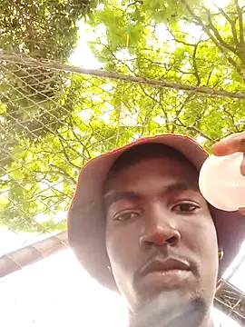 Jheronn28 online show from 10-13-25, 05:35