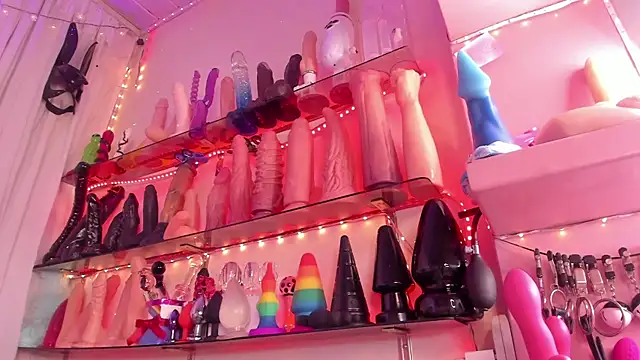 christymilkk online show from 12-16-24, 02:36