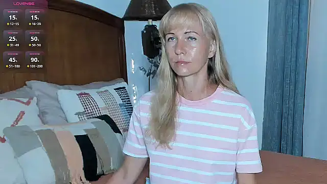 Christine 35 online show from 10-30-25, 12:50