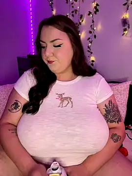 honeyviolet online show from 10-03-25, 04:09