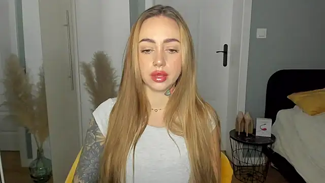 sexyCoralie online show from 04-02-26, 07:06