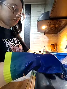 linda-schmidt online show from 10-16-25, 05:03