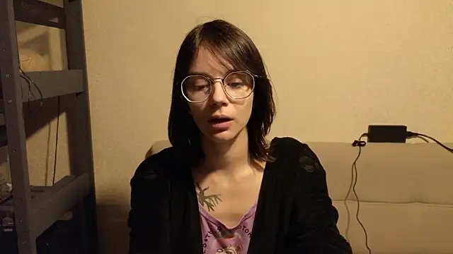 Snapshot of alyssa_sweet chatting on 12-17-24, 10:11 alyssa sweet online show from 12-17-24, 10:11