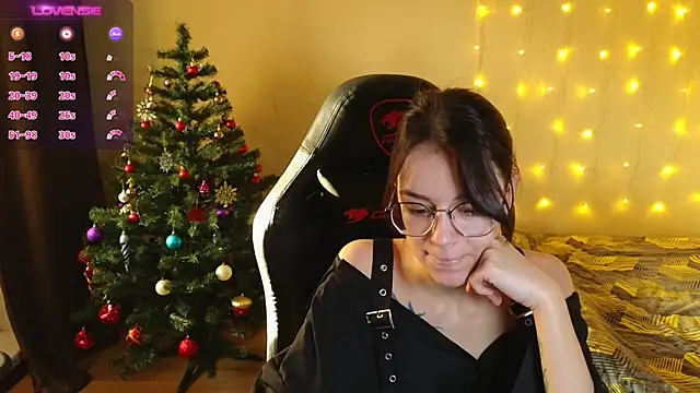 Snapshot of alyssa_sweet chatting on 12-19-24, 05:18 alyssa sweet online show from 12-19-24, 05:18