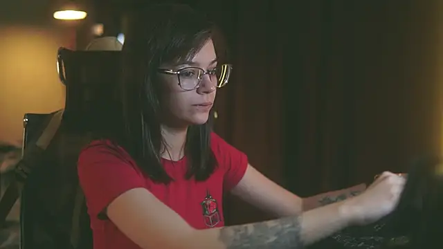 Snapshot of alyssa_sweet chatting on 09-11-25, 03:28 alyssa sweet online show from 09-11-25, 03:28