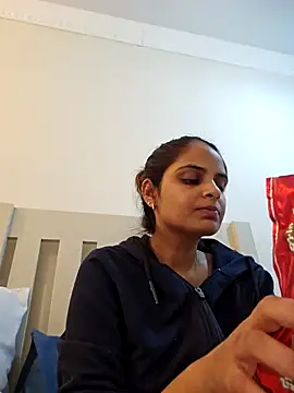 Snapshot of DirtySnowball69 chatting on 12-04-24, 02:37 DirtySnowball69 online show from 12-04-24, 02:37