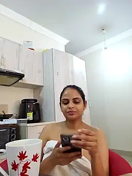 Snapshot of DirtySnowball69 chatting on 01-14-25, 02:11 DirtySnowball69 online show from 01-14-25, 02:11