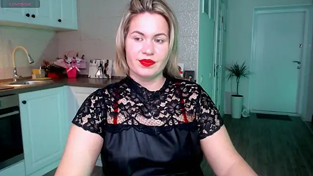 HotTiffani online show from 02-06-25, 08:39