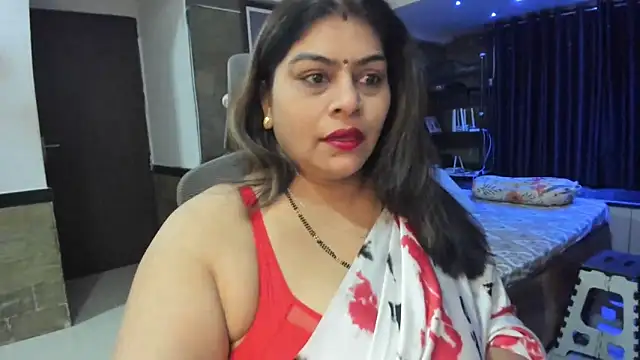 Snapshot of tarivishu23 chatting on 02-11-25, 01:10 tarivishu23 online show from 02-11-25, 01:10