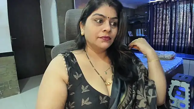 Snapshot of tarivishu23 chatting on 02-12-25, 04:44 tarivishu23 online show from 02-12-25, 04:44