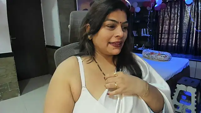 Snapshot of tarivishu23 chatting on 02-16-25, 03:58 tarivishu23 online show from 02-16-25, 03:58