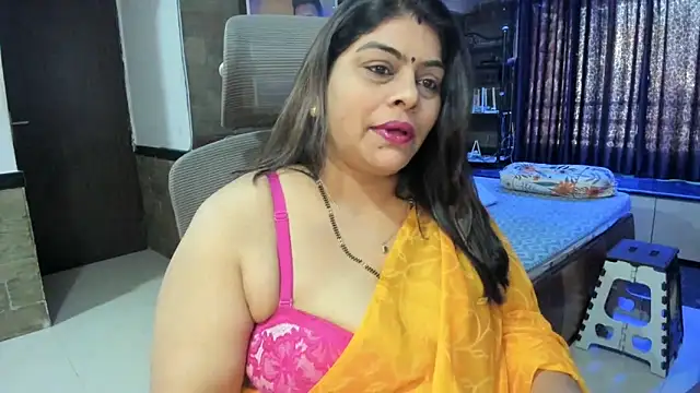 Snapshot of tarivishu23 chatting on 03-10-25, 03:12 tarivishu23 online show from 03-10-25, 03:12