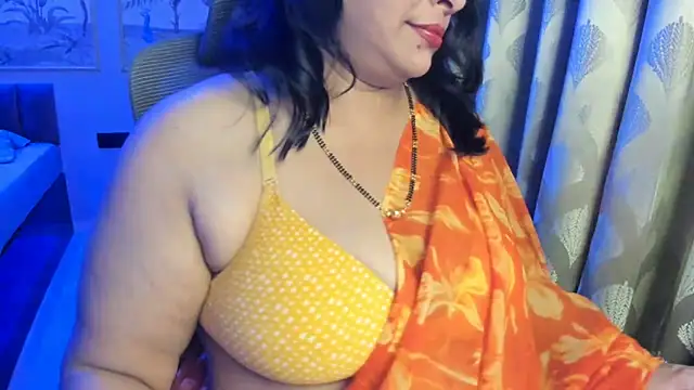 Snapshot of tarivishu23 chatting on 06-09-26, 01:45 tarivishu23 online show from 06-09-26, 01:45