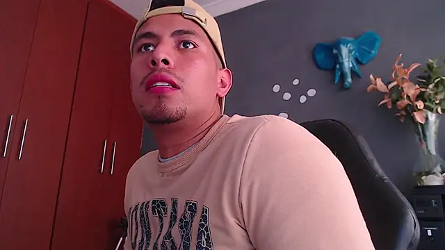 geirge teacherxx online show from 01-11-25, 08:54