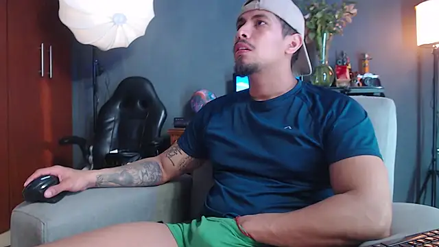 Snapshot of geirge_teacherxx chatting on 11-04-25, 09:58 geirge teacherxx online show from 11-04-25, 09:58