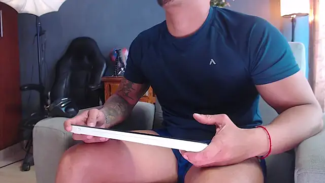 Snapshot of geirge_teacherxx chatting on 12-01-25, 07:41 geirge teacherxx online show from 12-01-25, 07:41