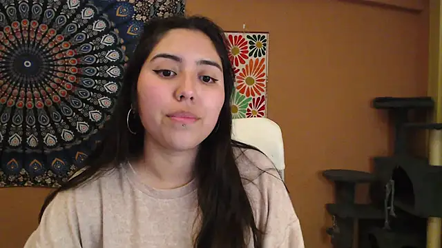 Snapshot of IntimateTales chatting on 01-16-25, 07:20 IntimateTales online show from 01-16-25, 07:20