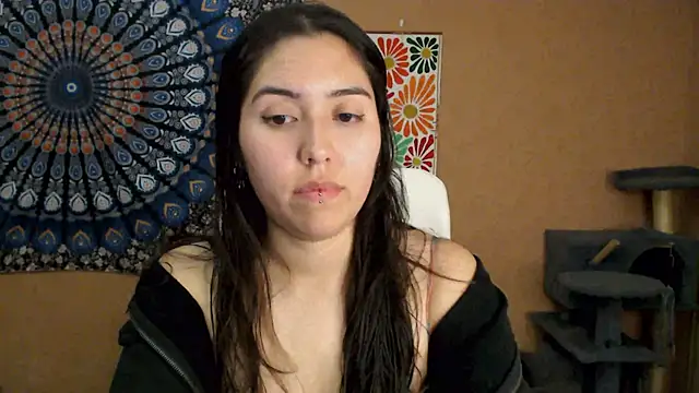 Snapshot of IntimateTales chatting on 11-06-25, 07:26 IntimateTales online show from 11-06-25, 07:26