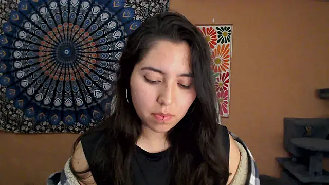 Snapshot of IntimateTales chatting on 11-07-25, 06:41 IntimateTales online show from 11-07-25, 06:41