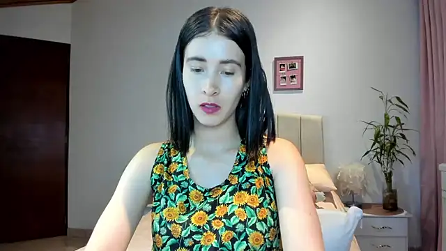 macarena vallejo online show from 03-03-25, 01:21