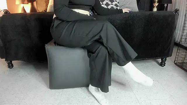  Jade 16 online show from 03-21-25, 11:44