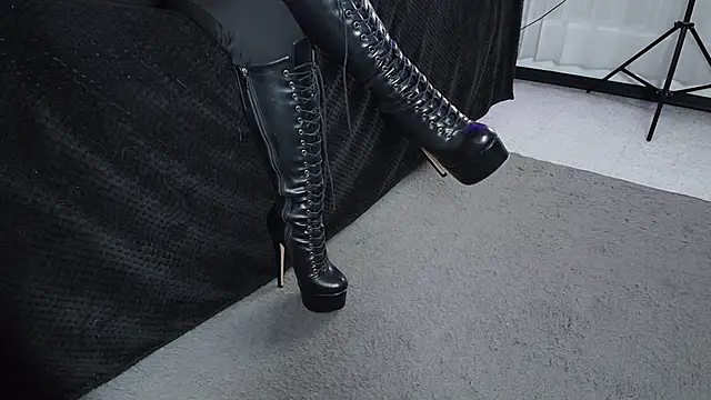  Jade 16 online show from 02-11-26, 11:37