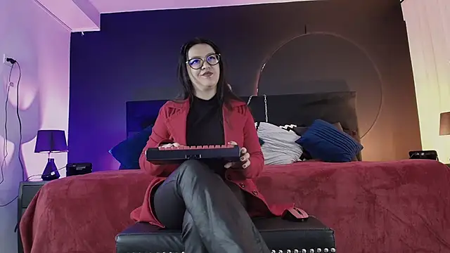  Jade 16 online show from 04-16-26, 11:44