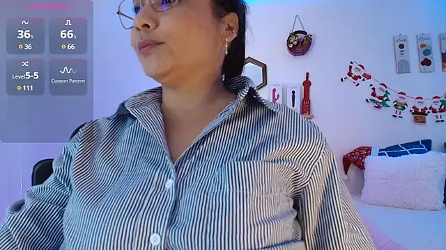 JuliRamirez online show from 12-27-24, 08:28