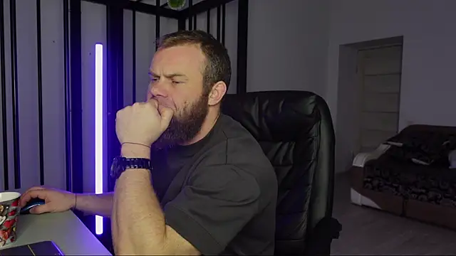 Tommy Burnz online show from 02-15-25, 02:47