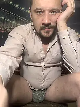 Snapshot of DanielOhCool chatting on 12-04-24, 09:02 DanielOhCool online show from 12-04-24, 09:02