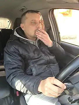 Snapshot of DanielOhCool chatting on 02-27-25, 10:59 DanielOhCool online show from 02-27-25, 10:59