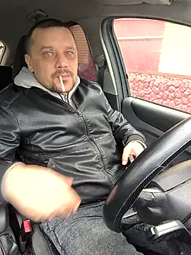 Snapshot of DanielOhCool chatting on 03-05-25, 01:50 DanielOhCool online show from 03-05-25, 01:50