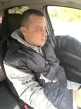 Snapshot of DanielOhCool chatting on 10-15-25, 11:21 DanielOhCool online show from 10-15-25, 11:21