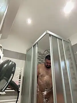 ChiIul11 online show from 04-22-26, 04:30