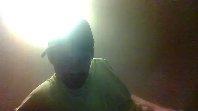 Snapshot of youngbuck6874 chatting on 06-06-26, 03:55 youngbuck6874 online show from 06-06-26, 03:55